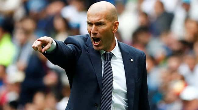 Zinedine Zidane explodiu! 'Árbitros, eles não vão ficar entediados ...'