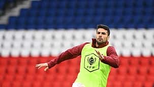 Zeki Çelik em vez de Bellerin!