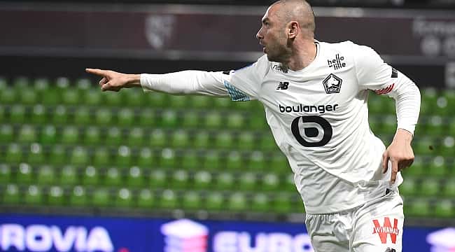 Burak Yilmaz sugeriu 2 jogadores para Lille!