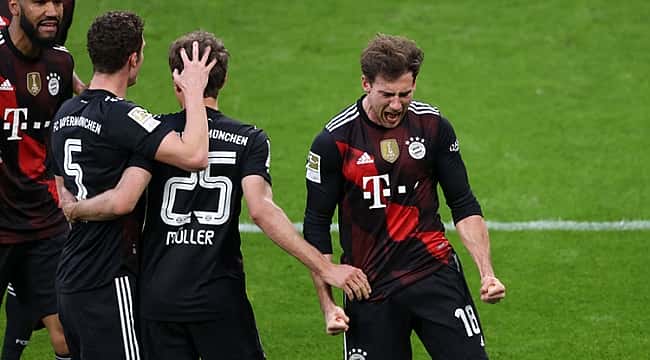 Leipzig não resistiu, Bayern aliviado