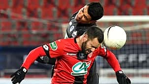 Lille não conseguiu passar pela parede de Brest! Zeki Çelik e Yusuf ...