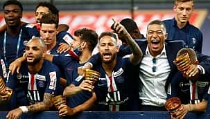 O PSG venceu a Taça da Liga e fez uma trilogia!