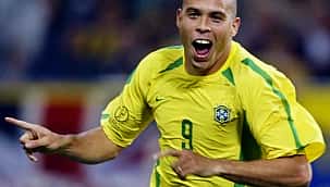 Desculpas ao Ronaldo pelo cabelo de 2002!