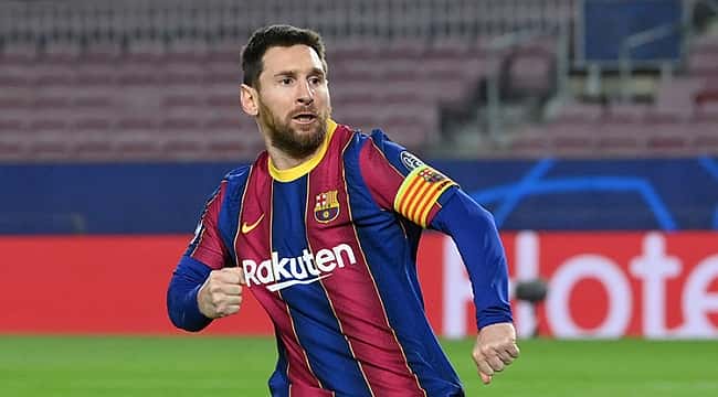 Messi vai renovar com o Barcelona até 2023, segundo a imprensa espanhola