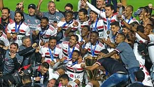 Crespo, Dani Alves e mais