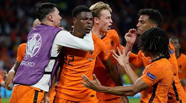 Holanda x Ucrânia fizeram um Jogo louco com 5 gols!