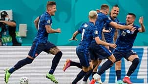 Deu ruim para o Lewandowski: Eslováquia 2 x 1 Polônia