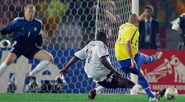 Relembre momentos mágicos da final da Copa do Mundo de 2002