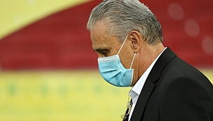 Após críticas, Tite é multado pela Conmebol; veja o valor!