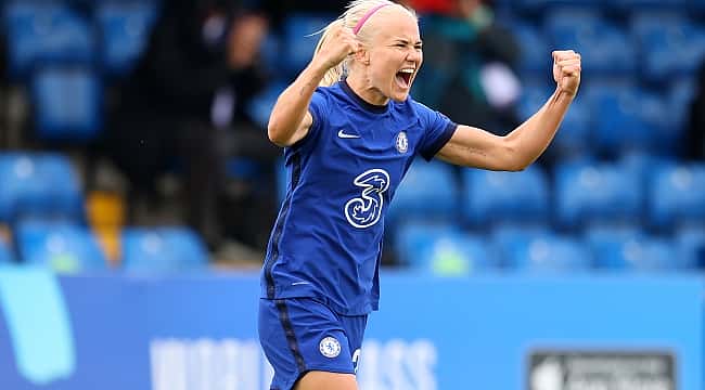 As 10 melhores jogadoras de futebol do mundo