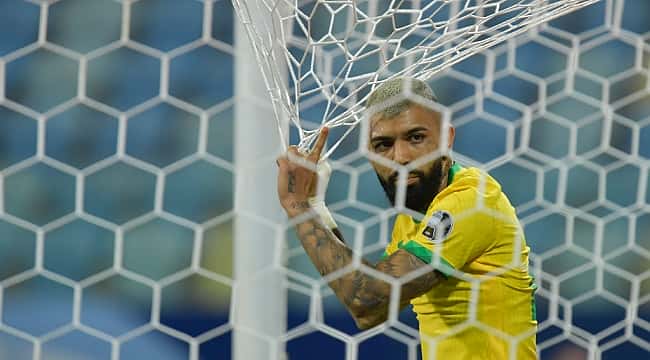 Brasil quebra sequência de vitórias, e encerra 1ª fase da Copa América com empate contra Equador 