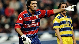 Buffon retorna ao Parma e assina até 2023: "Ele está de volta para casa"