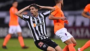 Diagnosticados com Covid-19, 5 jogadores do Atlético-MG viram desfalque de última hora