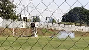 Na lanterna do Campeonato Brasileiro da Série B, Ponte Preta sofre ataque com bombas