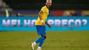 Neymar chora após feito histórico, e Pelé diz torcer para que ele quebre seu recorde de gols