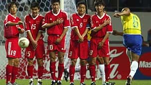 Os melhores batedores de falta da história