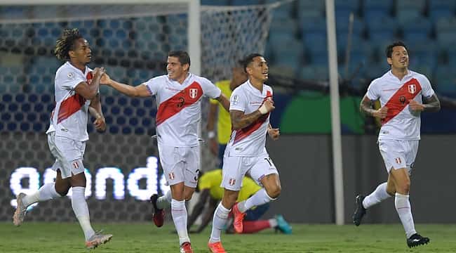 Peru vence Colômbia, e quebra tabu de 10 anos