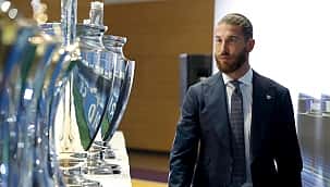 Sergio Ramos se emociona em despedida e afirma: "Nunca quis sair do Real Madrid"