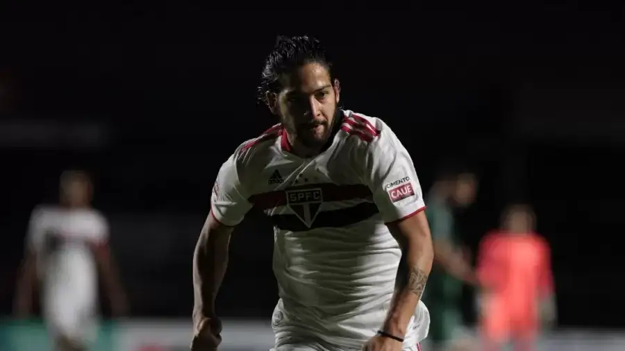 Desfalcado de jogadores importantes, São Paulo encara o Racing-ARG nas oitavas da Libertadores