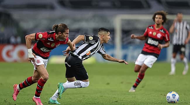 Flamengo sofre pane, leva dois gols seguidos, e perde para o Atlético-MG