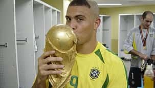 Galeria de fotos: Confira os 10 melhores atacantes brasileiros da História