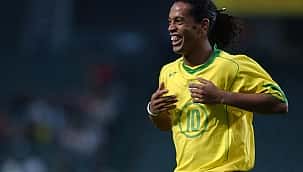 TOP 11: o time dos sonhos de Ronaldinho Gaúcho