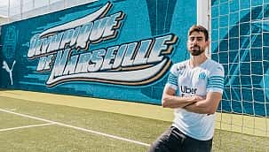 Olympique de Marselha acerta com zagueiro do Santos