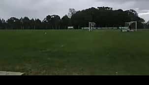 Que friaca! Juventude treina sob neve em Caxias 