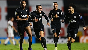 Red Bull Bragantino afunda o São Paulo, e recupera liderança do Brasileirão