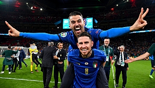 Sem Cristiano Ronaldo, UEFA divulga seleção dos melhores da EURO 2020