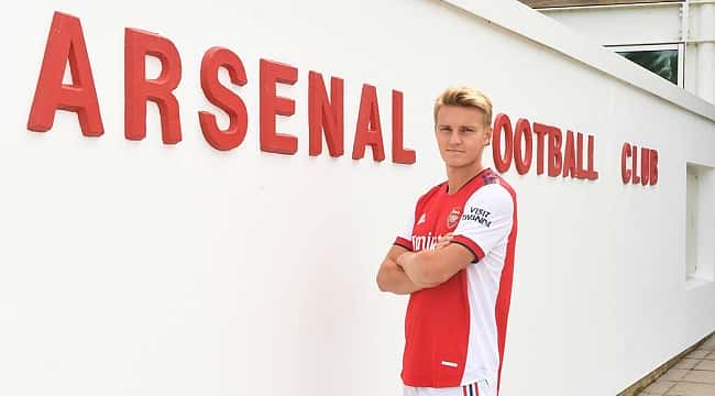 Arsenal anuncia a contratação definitiva de Martin Odegaard