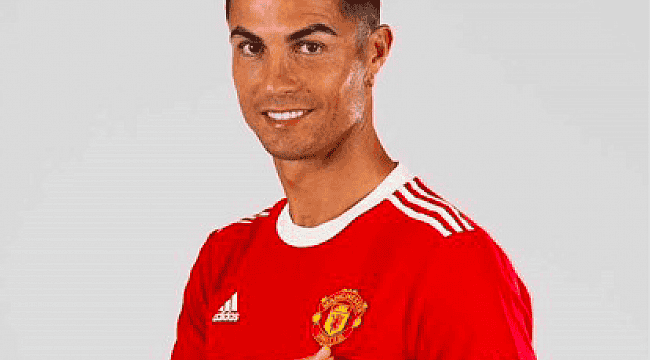 As primeiras imagens de CR7 com o novo uniforme do Manchester United