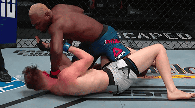 LUTA COMPLETA: Relembre a vitória de Derek Brunson sobre Edmen Shahbazyan no UFC