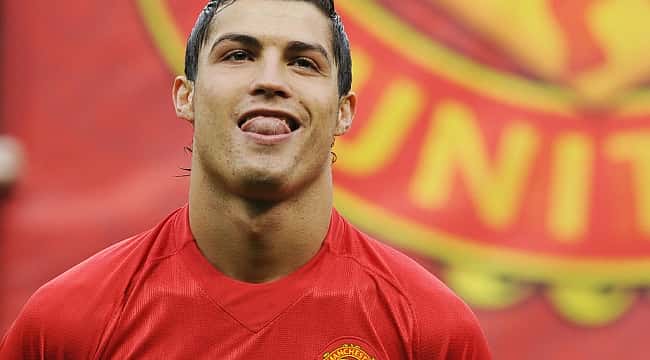 Relembre momentos históricos de Cristiano Ronaldo no Manchester United