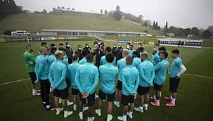 Tite convoca Seleção nesta sexta para jogos das Eliminatórias da Copa do Mundo