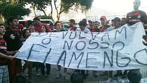 Torcida do Flamengo pede a saída de Renato Gaúcho