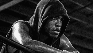 VÍDEO: Filho de Anderson Silva estreia no kickboxing e nocauteia em 5 segundos