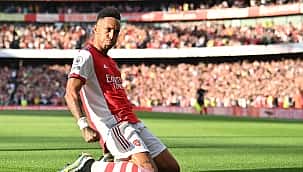 Após início ruim na Premier League, Arsenal leva a melhor sobre o Tottenham e vence a 3ª seguida