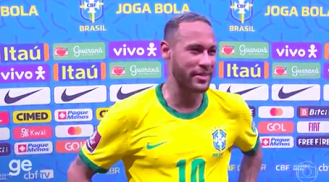 Neymar desabafa: "Não sei mais o que faço com essa camisa para a galera respeitar"