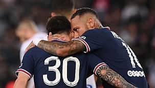 Neymar marca, e PSG vence Lyon no clássico francês; Messi e técnico se desentendem 