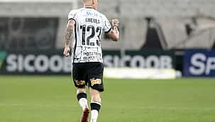 Róger Guedes brilha na estreia, e leva torcida do Corinthians à loucura; confira os memes e o gol