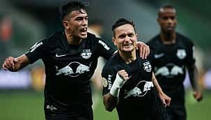 Artur brilha e Red Bull Bragantino vence o Palmeiras em jogaço no Brasileirão