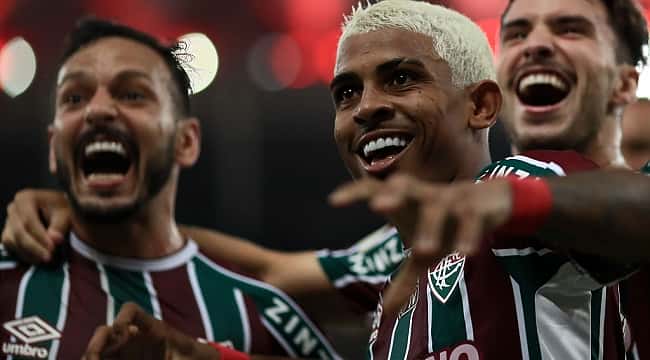 As imagens da vitória do Fluminense sobre o Flamengo no Brasileirão