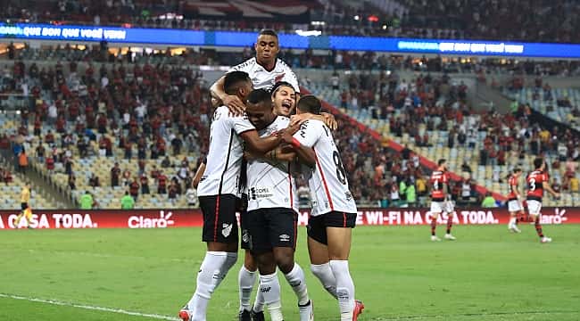 Athletico-PR vence o Flamengo no Maracanã e faz a final da Copa do Brasil diante do Atlético-MG