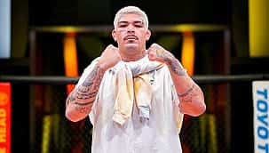 Carlos 'Boi' promete pressão para cima de Arlovski no UFC Vegas 40: "Uma hora ele vai ceder"