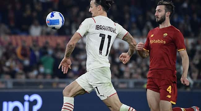 Com show de Zlatan Ibrahimovic, Milan vence Roma de Mourinho