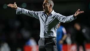 Corinthians: Gaviões da Fiel exige demissão de Sylvinho