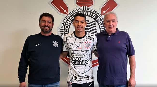 Corinthians renova com Gabriel Pereira até 2024