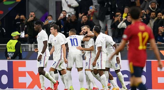 Dupla Benzema e Mbappé decide, França vence a Espanha e garante 1º título da Liga das Nações