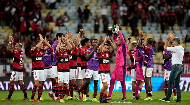 Flamengo de Renato supera marca do City de Guardiola
